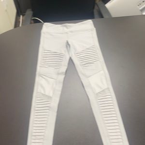 ALO yoga Moto legging in size small